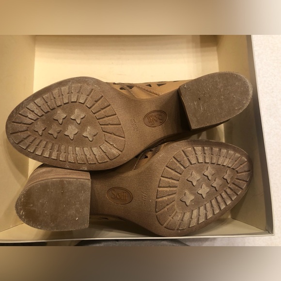 Sofft Ankle Booties Size 8 - Picture 4 of 6